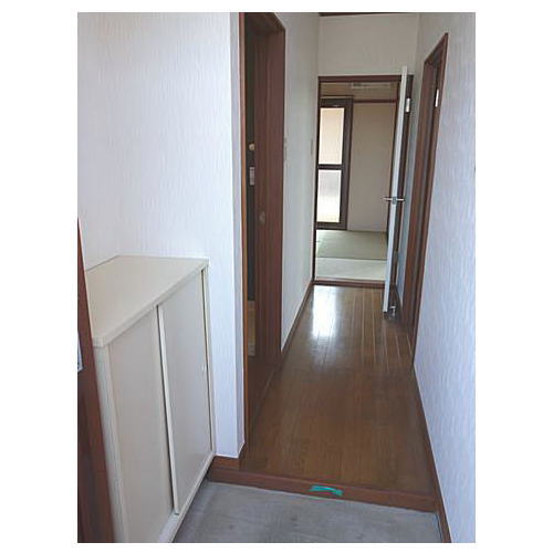 Rental apartment minamimachida 2DK(corridor)