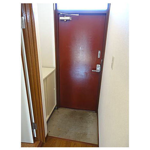 Rental apartment minamimachida 2DK(entrance)