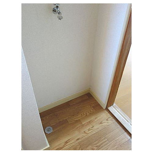 賃貸アパート　すずかけ台　1K（画像/洗濯機置場）