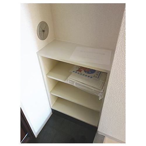 賃貸マンション　すずかけ台・南町田　1K（画像/靴入）