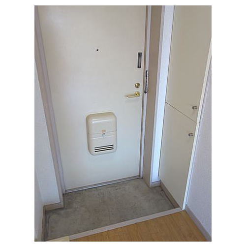 Rental apartment suzukakedai 1K(entrance)