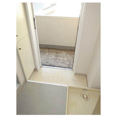 Rental apartment suzukakedai 1K(entrance)