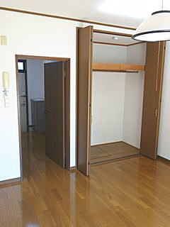 ȊwwiHƑwj݃Ap[g  1K